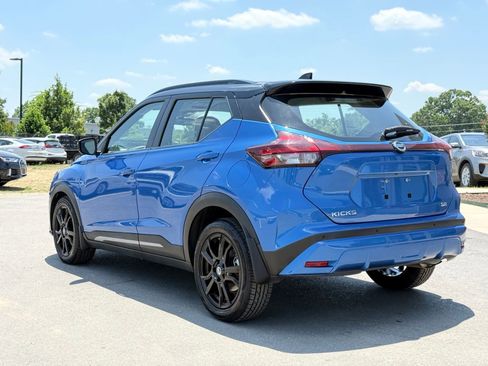Used 2021 Nissan Kicks SR w/ SR Premium Package FWD image 13