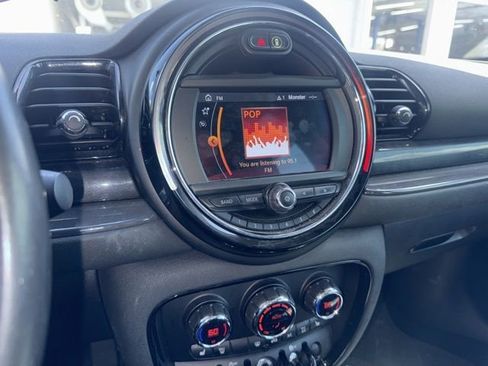 Used 2019 MINI Cooper Clubman FWD image 12