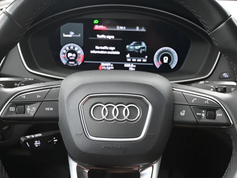 Used 2021 Audi Q5 Prestige AWD/4WD image 20