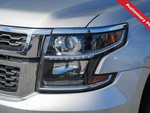 Used 2017 Chevrolet Tahoe LS RWD image 2