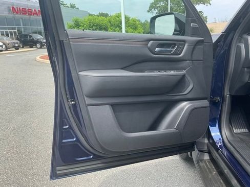 New 2025 Nissan Armada SL AWD/4WD image 11