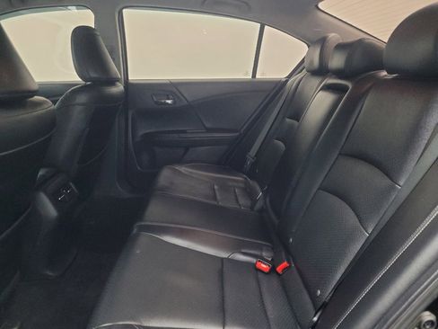 Used 2015 Honda Accord EX-L image 18