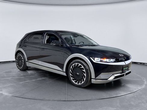 Used 2024 Hyundai Ioniq 5 Limited AWD/4WD image 4