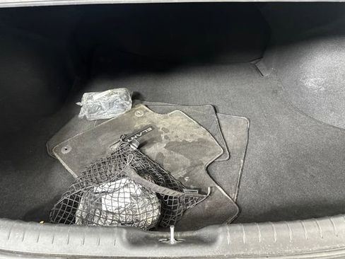 Used 2023 Hyundai Elantra SE w/ Cargo Package image 26