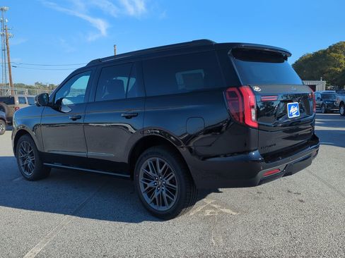 New 2025 Ford Expedition Platinum w/ Stealth Performance Package image 5