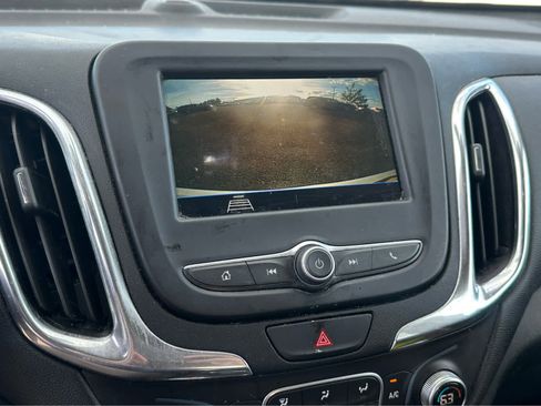 Used 2019 Chevrolet Equinox LT AWD/4WD image 14