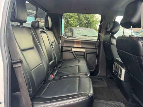 Used 2017 Ford F150 Lariat w/ Equipment Group 501A Mid AWD/4WD image 7