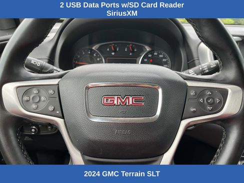 Used 2024 GMC Terrain SLT FWD image 9