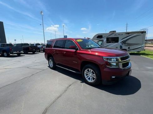 Used 2018 Chevrolet Tahoe LT w/ Luxury Package AWD/4WD image 2