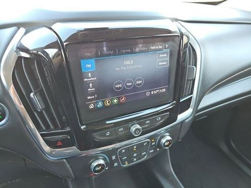 Used 2020 Chevrolet Traverse LT w/ Driver Confidence II Package image 23