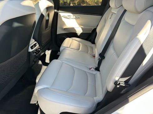 Used 2024 Genesis Electrified GV70 Advanced image 12