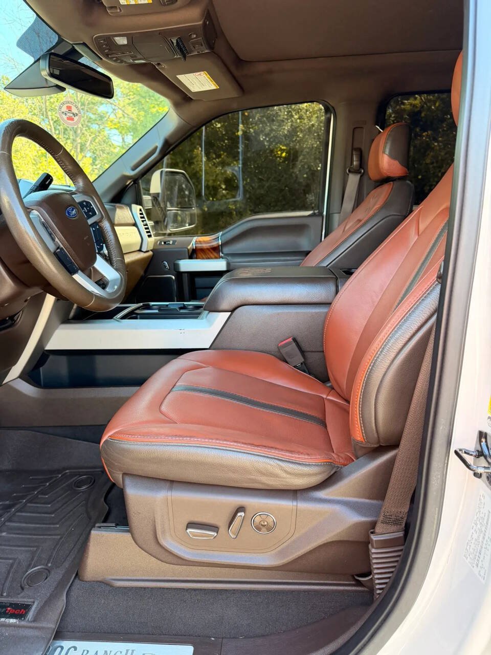 Used 2019 Ford F250 King Ranch w/ King Ranch Ultimate Package AWD/4WD image 14
