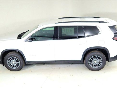 New 2025 GMC Acadia Elevation image 19