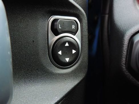 Used 2021 Jeep Wrangler Unlimited Rubicon image 35