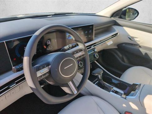 New 2026 Hyundai Tucson SEL image 3