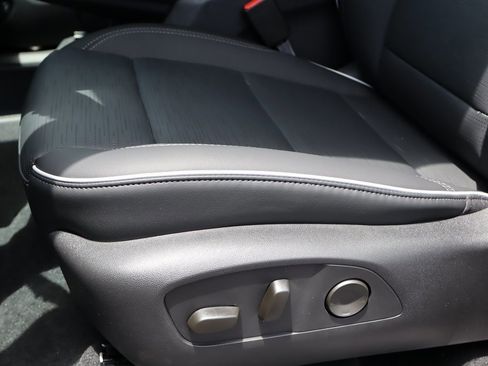 New 2025 Buick Enclave Sport Touring w/ Trailering Package, 5000 lbs. image 10