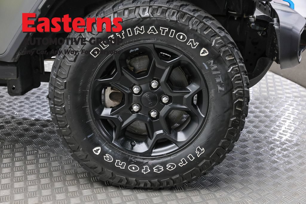 Used 2023 Jeep Wrangler Unlimited AWD/4WD image 33