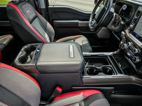Used 2025 Ford F250 Lariat w/ Lariat Ultimate Package AWD/4WD image 19