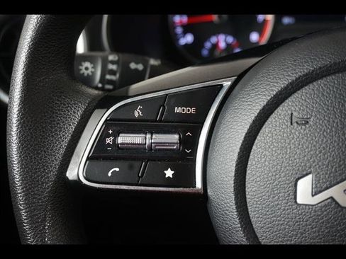 Used 2024 Kia Forte LXS image 25