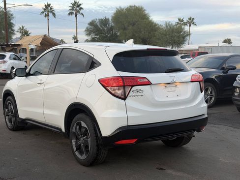 Used 2018 Honda HR-V EX image 7