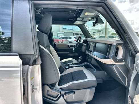 Used 2022 Ford Bronco Wildtrak AWD/4WD image 27