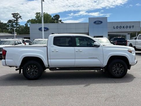 Used 2023 Toyota Tacoma 4x4 Double Cab image 6