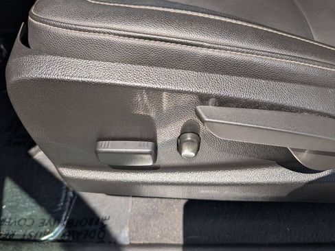 Used 2019 Chevrolet Colorado ZR2 AWD/4WD image 10