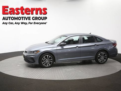 Used 2025 Volkswagen Jetta Sport FWD image 58