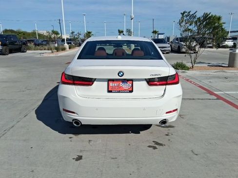 New 2026 BMW 330i Sedan w/ Convenience Package RWD image 5