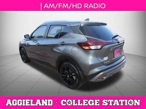 Used 2024 Nissan Kicks SV FWD image 6