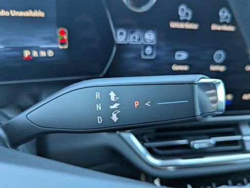 New 2026 Chevrolet Equinox EV LT image 23