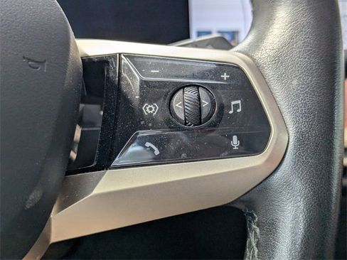 Used 2023 BMW iX xDrive50 w/ Sport Package image 21