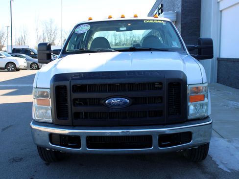 Used 2008 Ford F350 XL image 2
