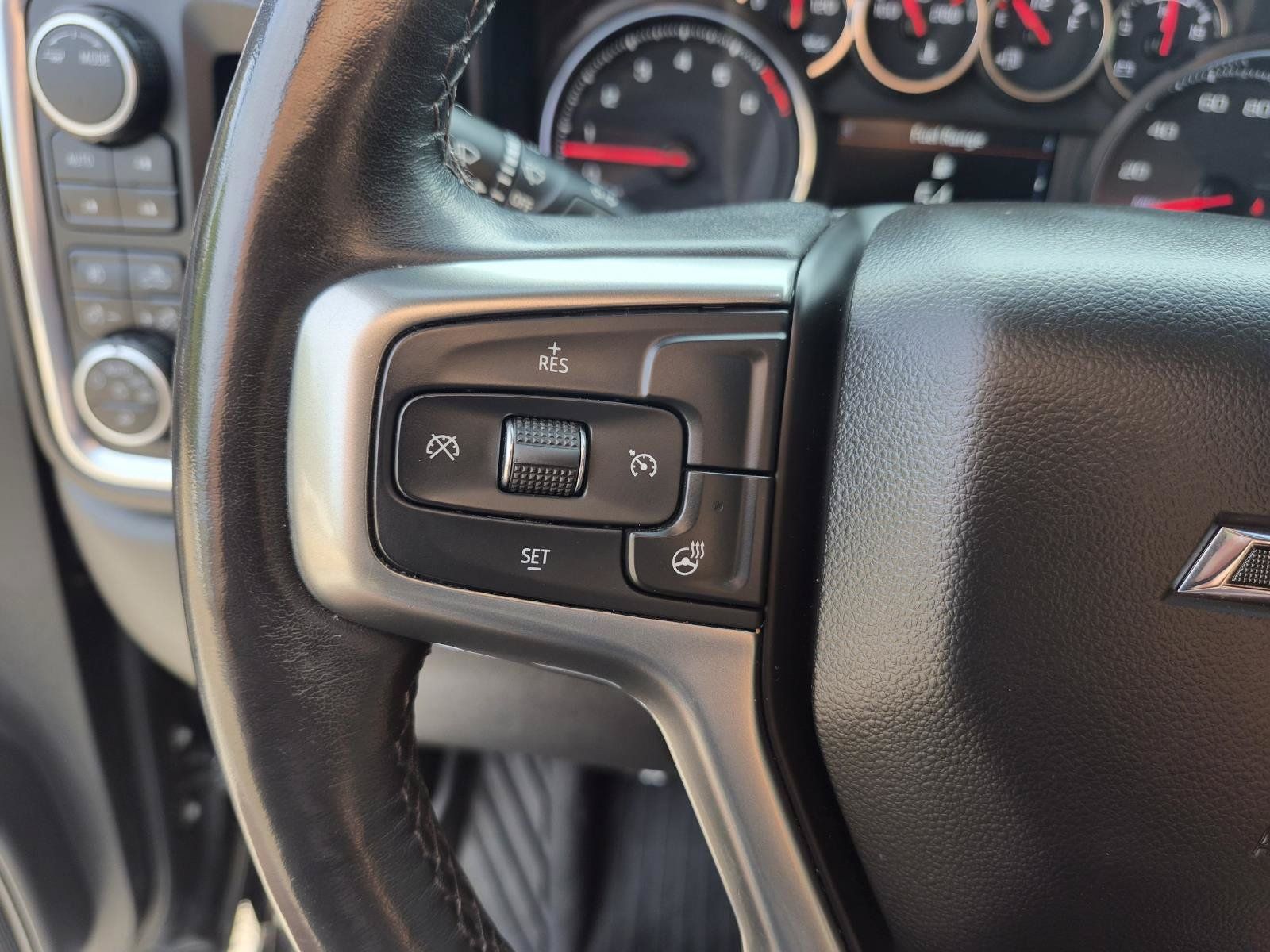 Used 2021 Chevrolet Silverado 1500 LT Trail Boss w/ LT Trail Boss Premium Package AWD/4WD image 31