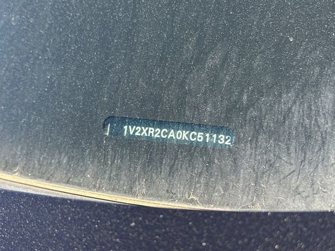 Used 2019 Volkswagen Atlas SE image 2