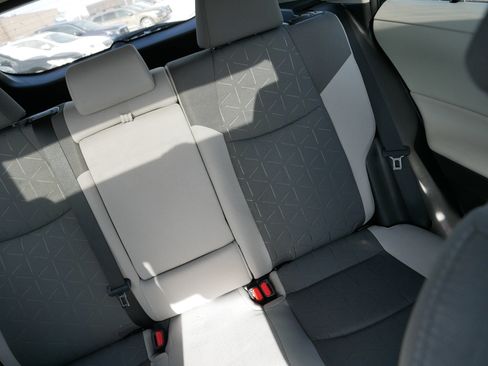 Used 2022 Toyota RAV4 XLE w/ Convenience Package image 14