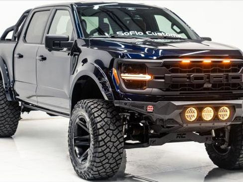 Used 2024 Ford F150 XLT w/ FX4 Off-Road Package image 7