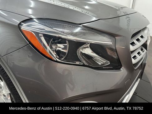 Used 2020 Mercedes-Benz GLA 250 4MATIC image 11