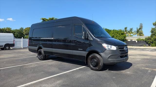 Used 2022 Mercedes-Benz Sprinter 3500 image 11