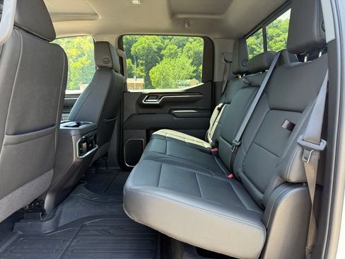 Used 2025 GMC Sierra 1500 SLT w/ SLT Premium Plus Package AWD/4WD image 36