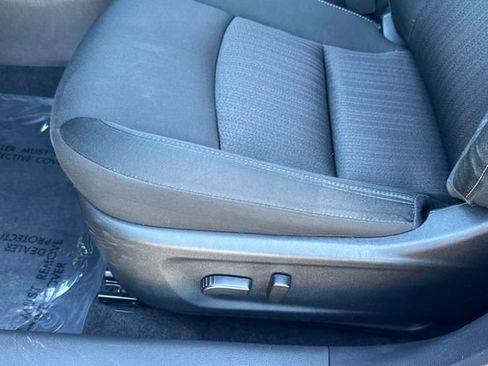 Used 2024 Nissan Altima 2.5 SV FWD image 13