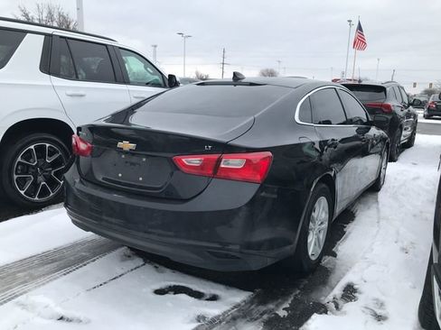 Used 2016 Chevrolet Malibu LT image 2