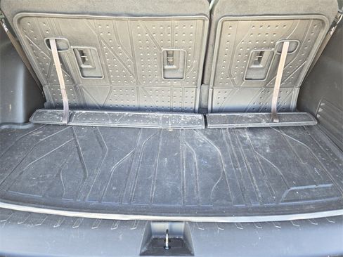 Used 2019 Chevrolet Traverse Premier w/ Driver Confidence II Package image 27