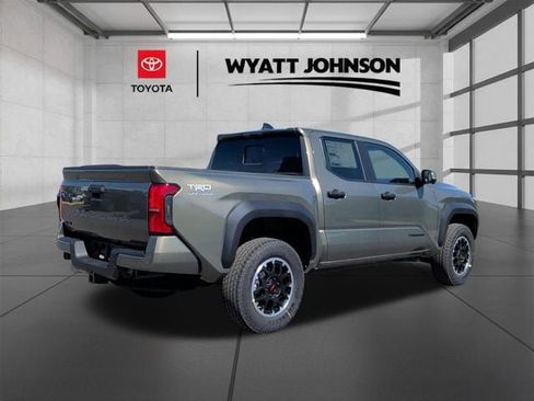 New 2026 Toyota Tacoma TRD Off-Road AWD/4WD image 5
