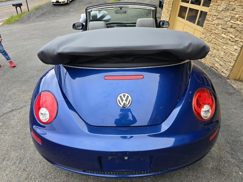 Used 2007 Volkswagen Beetle Convertible image 15