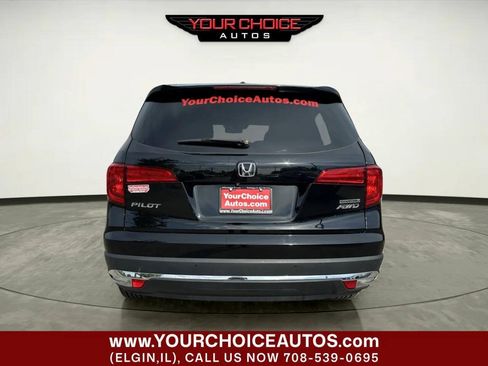 Used 2017 Honda Pilot Touring image 4