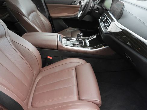 Used 2020 BMW X5 xDrive40i w/ Executive Package image 13