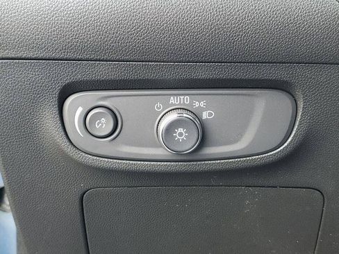 Used 2024 Buick Encore GX Preferred FWD image 7