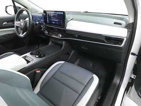 Used 2025 Honda Prologue Touring image 31