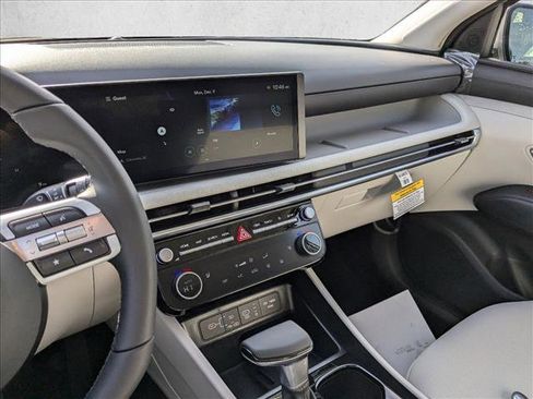 Used 2025 Hyundai Tucson SEL image 15